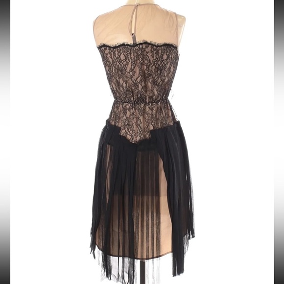BCBG Max Azria Black Combo Tulle Lace Dress With Belt Sz L - Picture 8 of 8